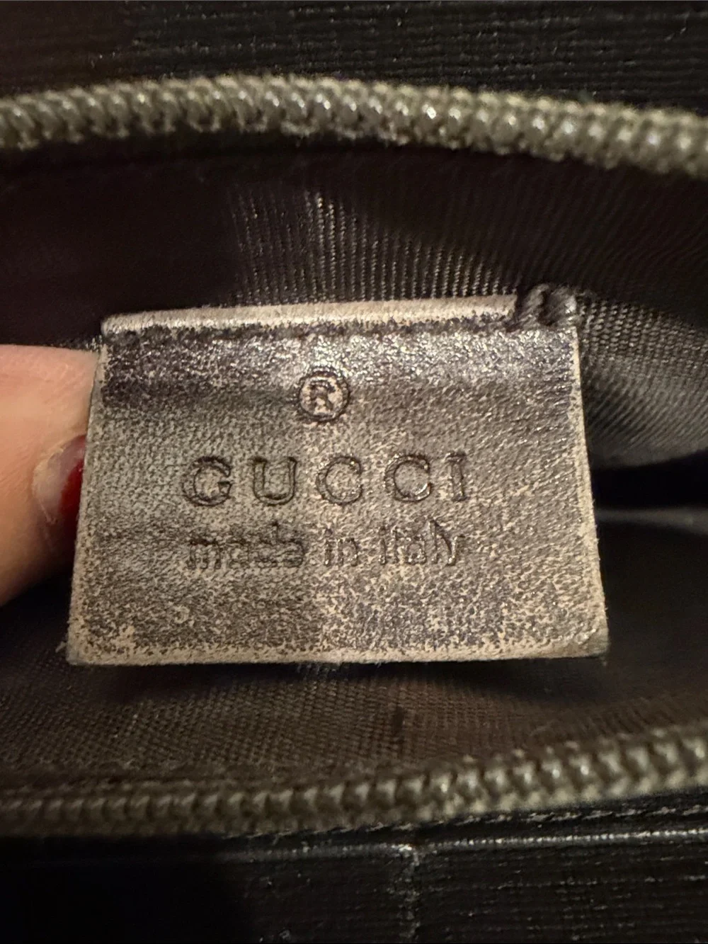 Gucci Beige GG Monogram Zip Wallet with Red & Green Hearts GG pull Authentic!